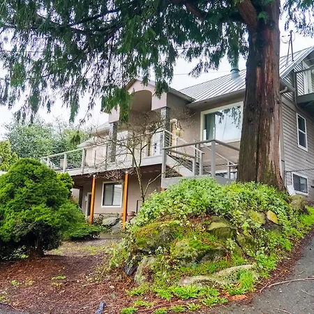 Burien'S Top Unit With Spa-Inspired Bathroom Exterior photo